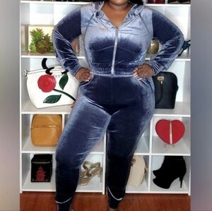 Dusty Blue Velour Jogger Set W/ Pockets NWOT